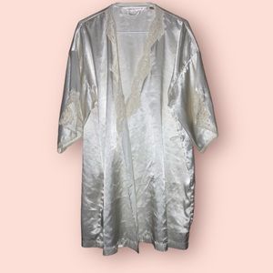 Vintage White Robe